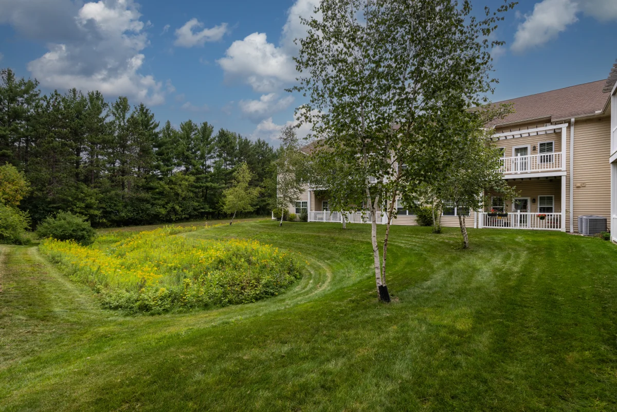 https://www.jaybirdseniorliving23.net/wp-content/uploads/2023/12/Milestone_Senior_Living_Rhinelander_45_1200.webp